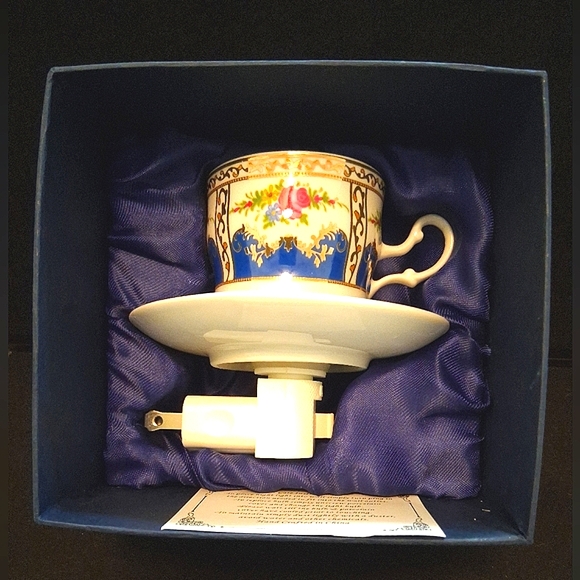 Other - Night Light - Sorelle Porcelain Floral Tea Cup